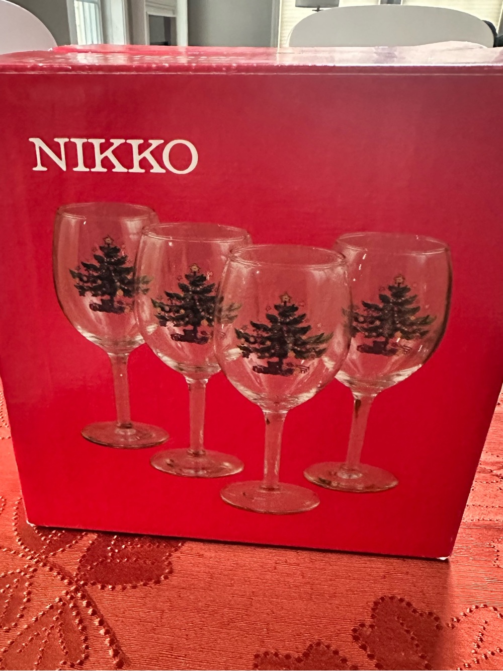 Vintage Nikko Christmas Tree Wine Glasses – Set of 4 with Original Box 🎄